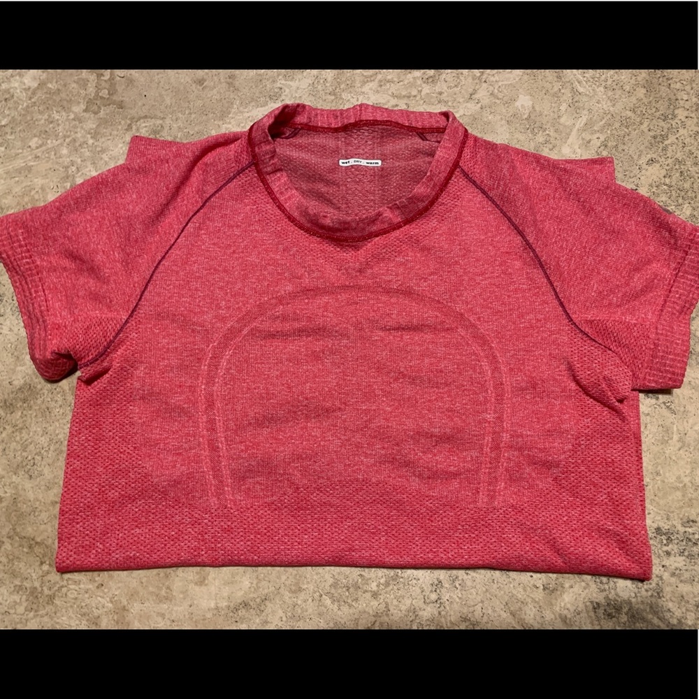Lululemon Swiftly Tech Short Sleeve Pink (Size 6)